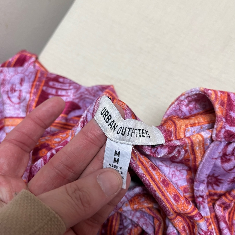 Urban Outfitters M florentina print wrap top - Picture 4 of 10